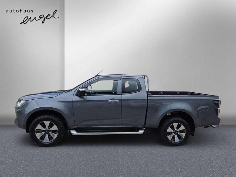 Gebraucht Isuzu D-Max 163 PS (119 kW) 2022 Galena grey Pickup