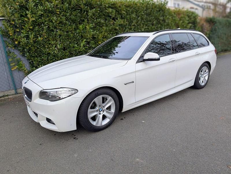 Gebraucht BMW 530 M Sport 258 PS (189 kW) 2017 Weiß Kombi