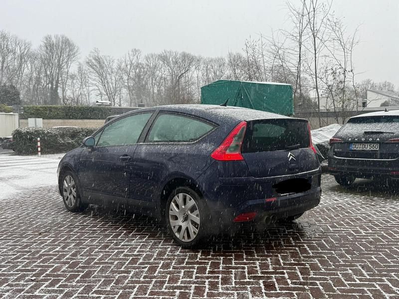 Blau Gebraucht 2006 Citroën C4 Limousine | 1.299 € (Guter Preis) - Bild 1/4