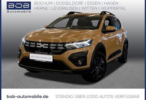 Beige Gebraucht 2025 Dacia Sandero Expression Limousine | 18.444 € (Fairer Preis) - Bild 1/4