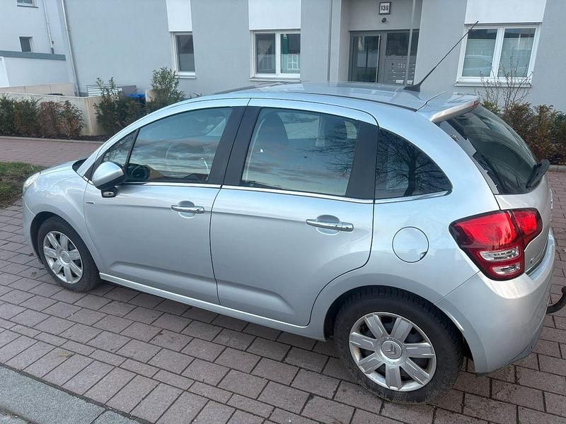 Gebraucht Citroën C3 Exclusive 111 PS (81 kW) 2013 Silber Limousine