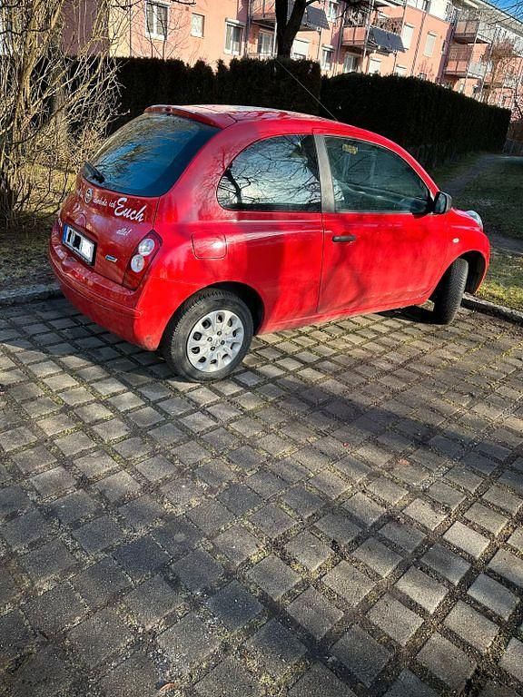 Rot Gebraucht 2009 Nissan Micra Limousine | 1.590 € (Fairer Preis) - Bild 1/3