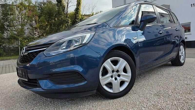 Blau Gebraucht 2018 Opel Zafira Van / Kleinbus | 11.000 € (Guter Preis) - Bild 1/4