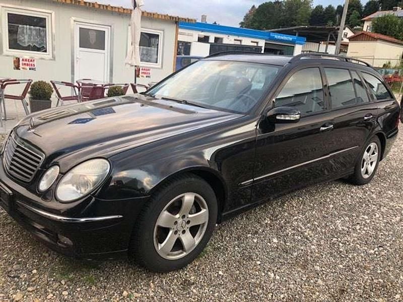 Gebraucht Mercedes E320 Avantgarde 224 PS (164 kW) 2003 Schwarz Kombi