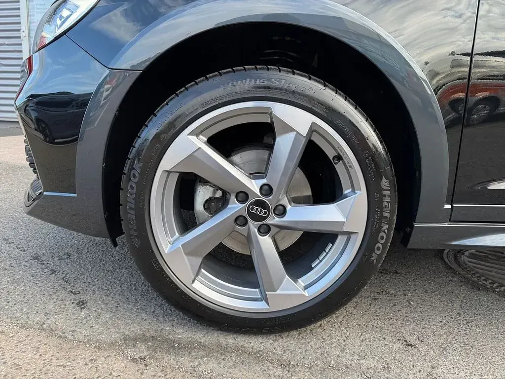 Gebraucht Audi A1 Ambiente 150 PS (110 kW) 2023 Schwarz SUV