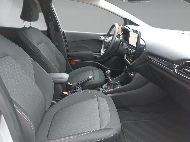 Gebraucht Ford Fiesta Active 125 PS (91 kW) 2019 Moondust silver (metallic) Kleinwagen