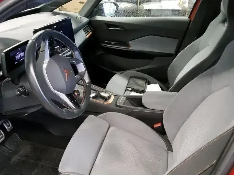 Usata Cupra Born e-Boost 169 kW (231 CV) 2023 Rosso Utilitaria