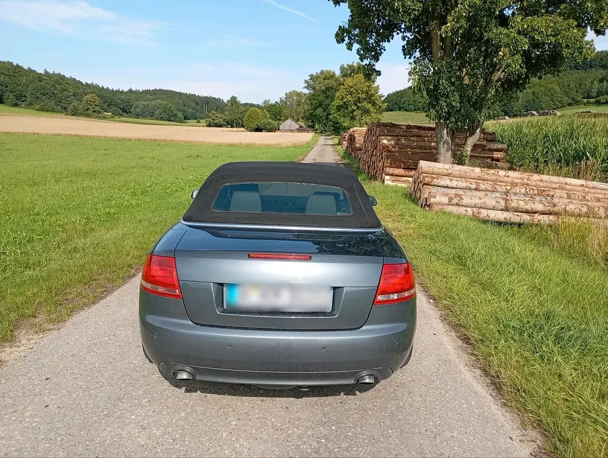 Gebraucht Audi A4 Cabriolet S-Line 140 PS (102 kW) 2008 Grau Cabrio