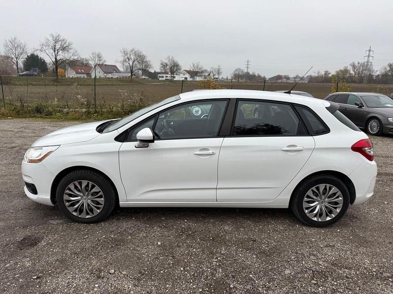 Gebraucht Citroën C4 Live 110 PS (80 kW) 2016 Weiß Limousine
