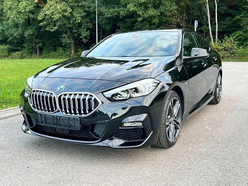 Schwarz Gebraucht 2023 BMW 218 M Sport Coupé | 26.950 € (Fairer Preis) - Bild 1/4