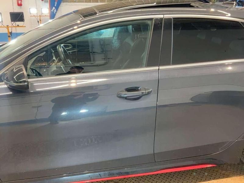 Gebraucht Kia ProCeed GT 204 PS (150 kW) 2023 Dark penta Kombi