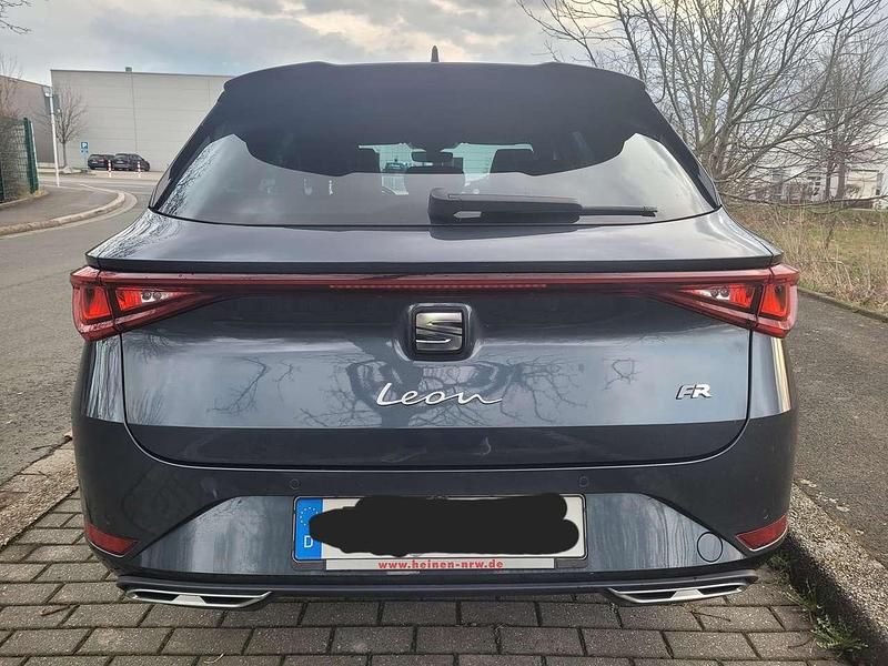 Gebraucht Seat Leon FR 150 PS (110 kW) 2023 Grau Kombi