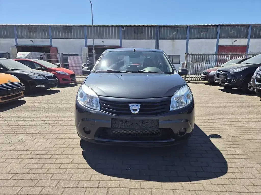 Gebraucht Dacia Sandero Lauréate 75 PS (55 kW) 2011 Grau Limousine