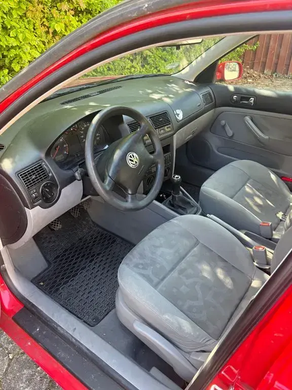 Gebraucht VW Golf III Basis 75 PS (55 kW) 1999 Rot Limousine