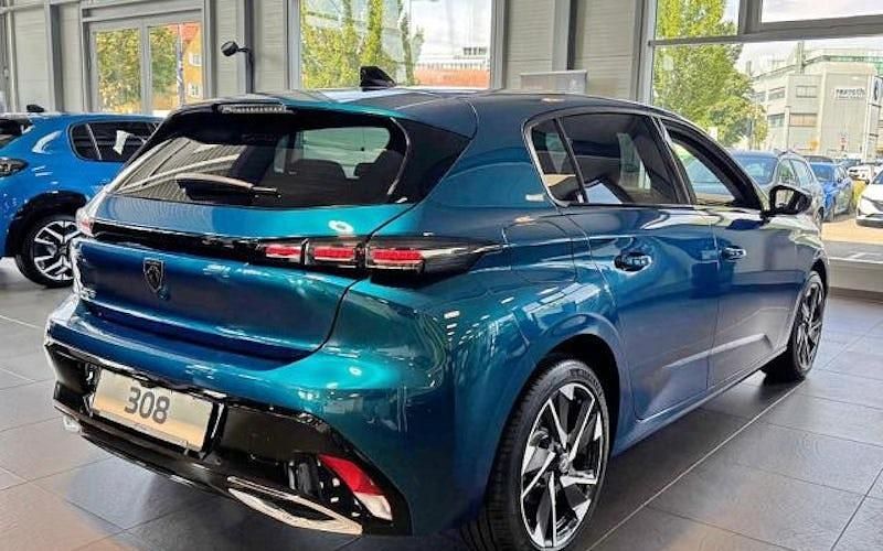 Gebraucht Peugeot 308 Allure 136 PS (100 kW) 2025 Blau Limousine