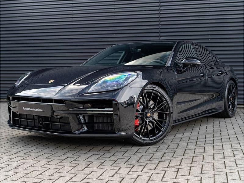Schwarz Neu 2025 Porsche Panamera GTS Limousine | 185.900 € - Bild 1/4