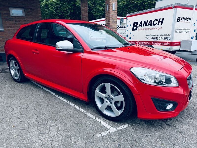 Rot Gebraucht 2012 Volvo C30 R-Design Kleinwagen | 11.490 € - Bild 1/4