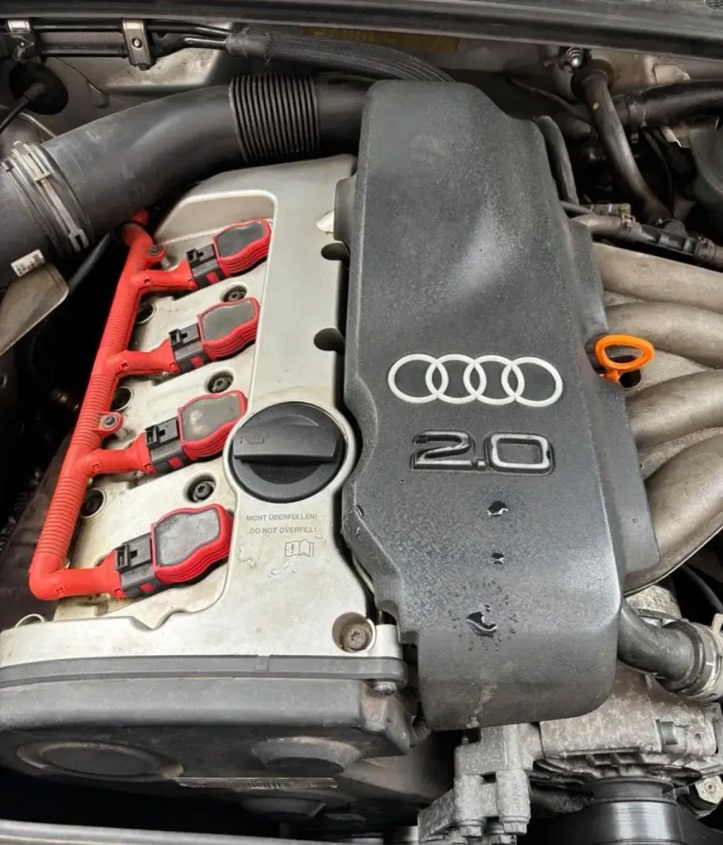 Gebraucht Audi A4 130 PS (95 kW) 2001 Silber Limousine