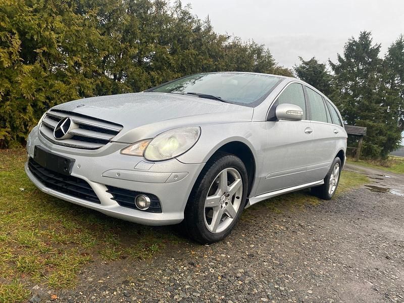 Gebraucht Mercedes R320 AMG 224 PS (164 kW) 2007 Silber Van / Kleinbus