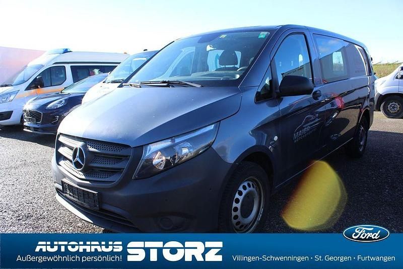 Gebraucht Mercedes Vito 163 PS (119 kW) 2017 Flintgrau Van