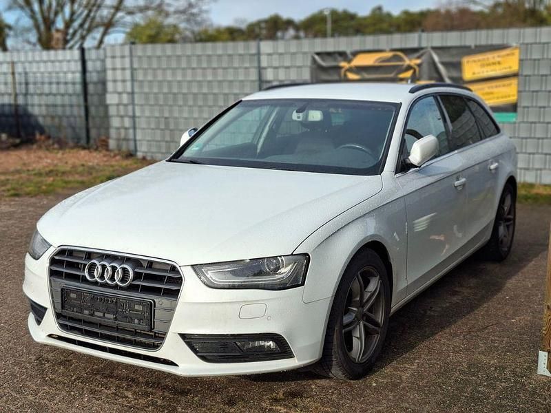 Gebraucht Audi A4 Ambiente 143 PS (105 kW) 2013 Weiß Kombi