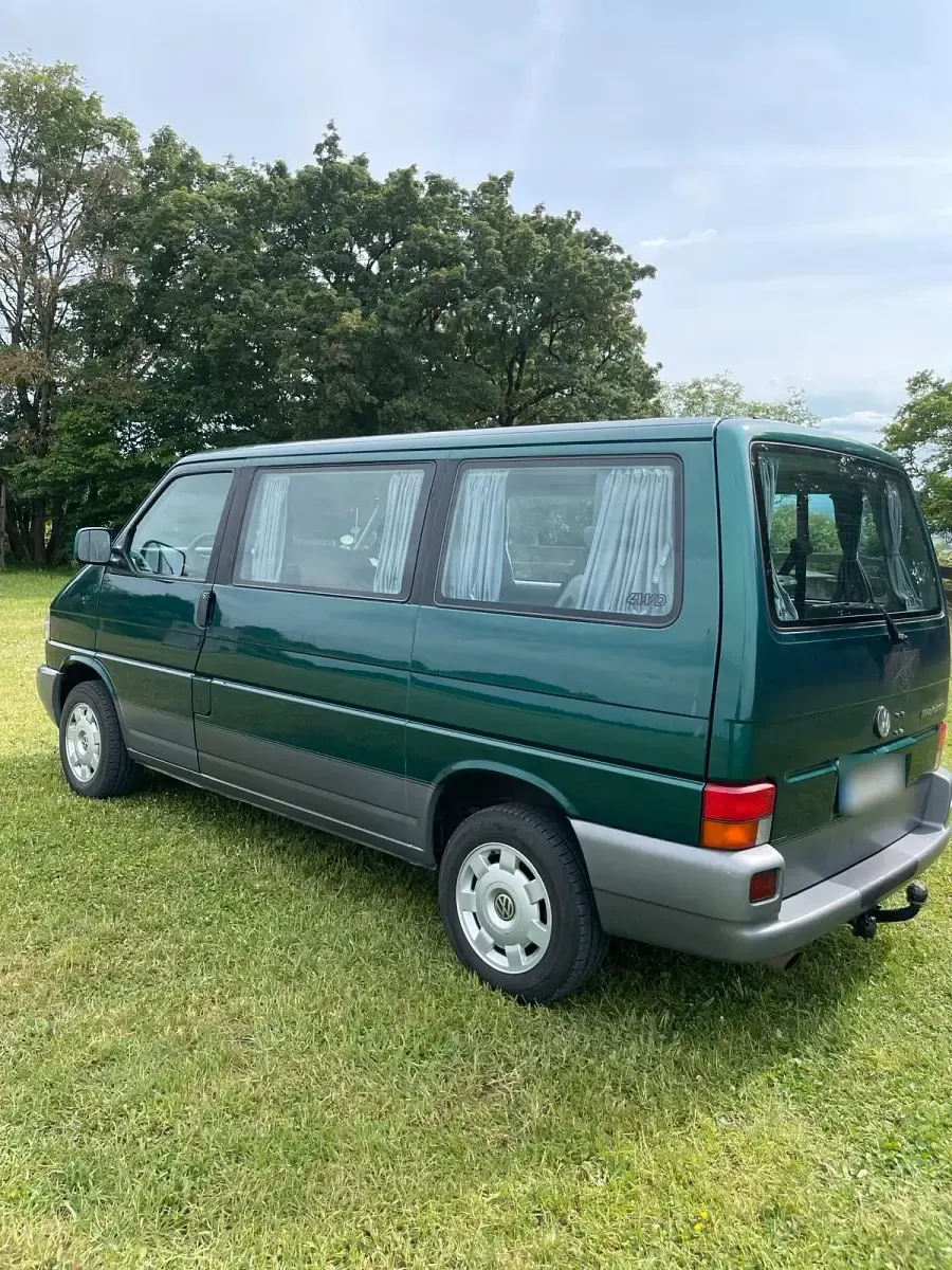 Gebraucht VW Multivan 116 PS (85 kW) 1997 Grün Van / Kleinbus