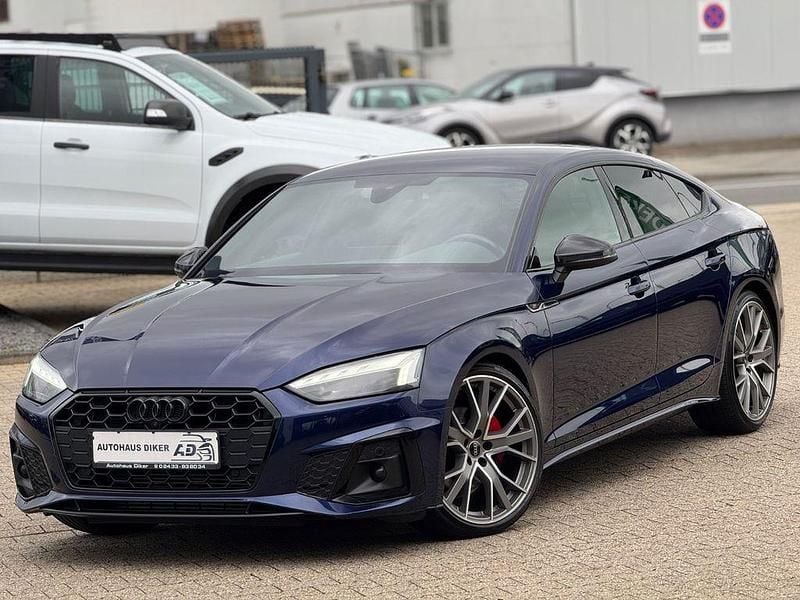 Blau Gebraucht 2022 Audi A5 Sportback Competition Limousine | 33.900 € (Guter Preis) - Bild 1/4