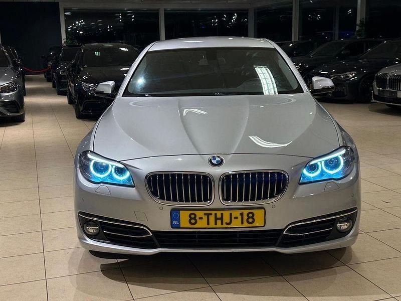 Gebraucht BMW 520 184 PS (135 kW) 2014 Grau Limousine
