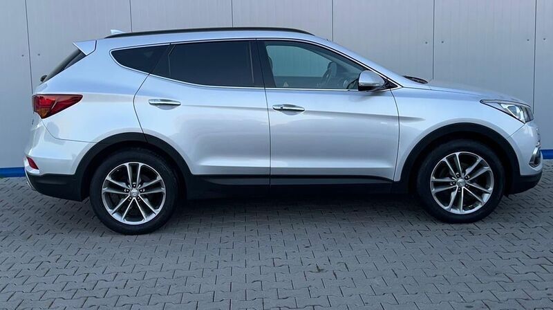Gebraucht Hyundai Santa Fe Premium 200 PS (147 kW) 2017 Silber SUV