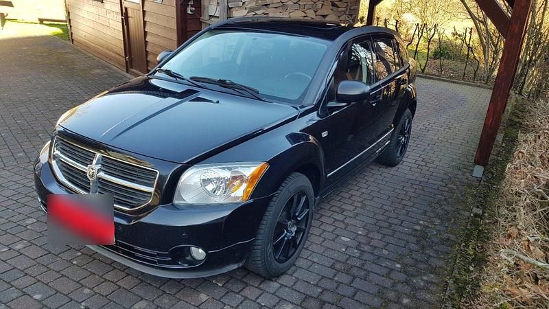 Second-hand Dodge Caliber SXT 156 CP (114 kW) 2010 Negru Hatchback