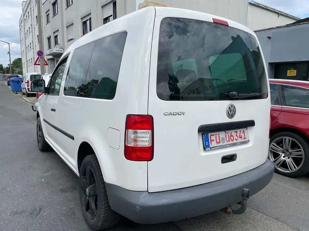 Gebraucht VW Caddy 75 PS (55 kW) 2005 Weiß Van / Kleinbus