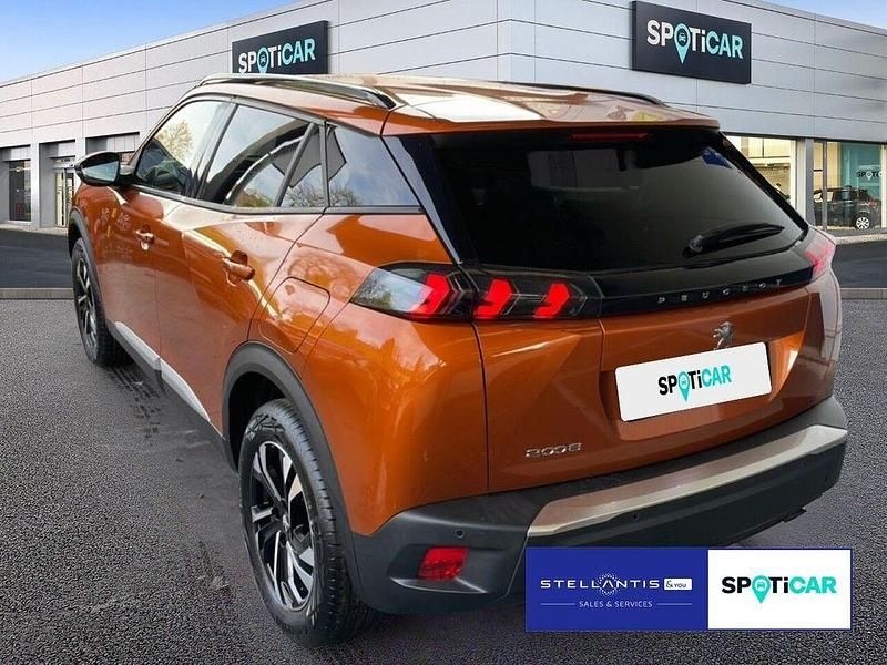 Gebraucht Peugeot 2008 Allure 101 PS (74 kW) 2023 Orange SUV