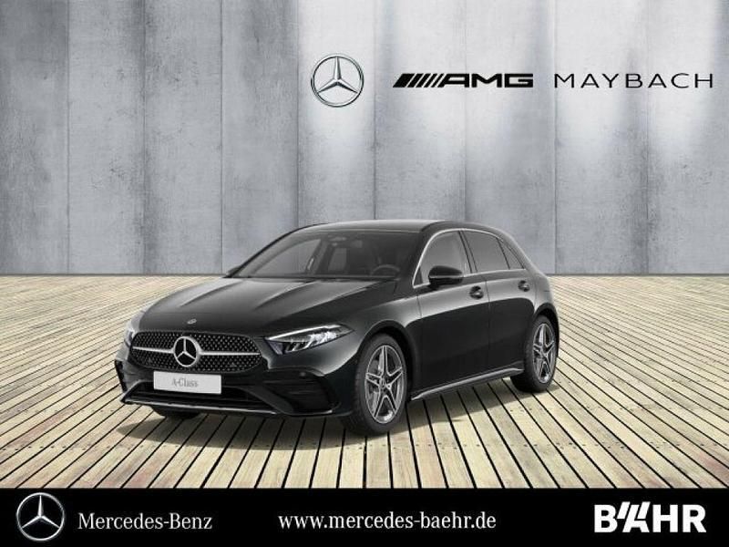 Lack kosmosschwarz (metallic) Gebraucht 2024 Mercedes A200 Limousine | 34.849 € (Teuer) - Bild 1/4