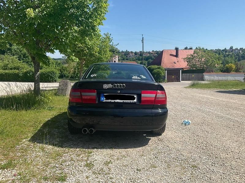 Gebraucht Audi A4 200 PS (147 kW) 1997 Schwarz Limousine