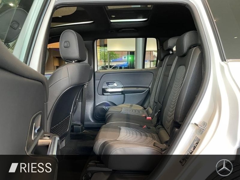 Gebraucht Mercedes GLB200 Progressive 150 PS (110 kW) 2025 Unilack polarweiß SUV