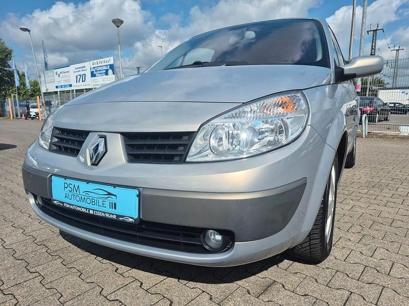 Beige Gebraucht 2004 Renault Scénic II Van / Kleinbus | 4.999 € (Etwas zu teuer) - Bild 1/4