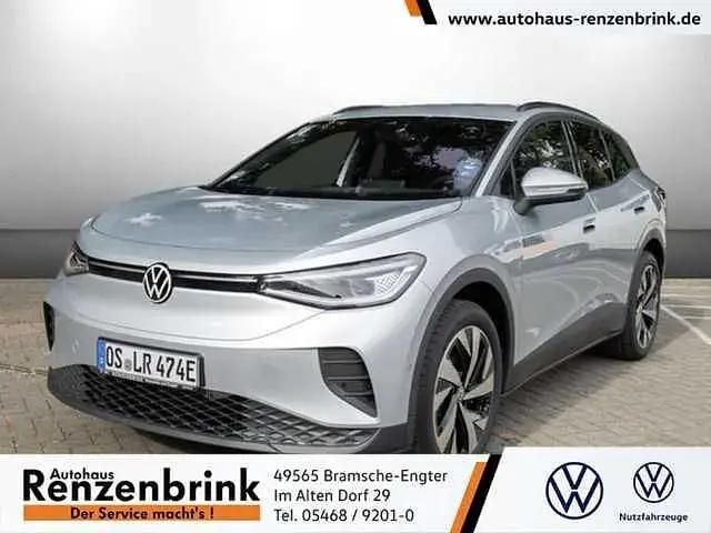 Silber Gebraucht 2024 VW ID.4 Pro SUV | 48.790 € - Bild 1/4