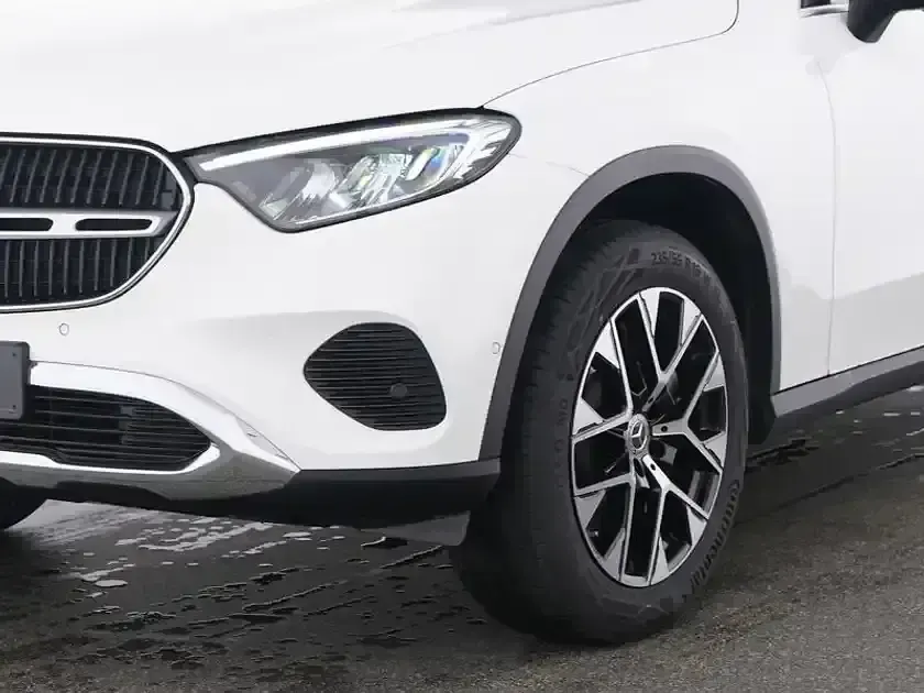 Gebraucht Mercedes GLC300de Avantgarde 197 PS (144 kW) 2025 Weiss unilack polarweiss SUV