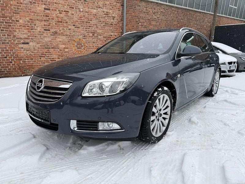 Blau Gebraucht 2009 Opel Insignia Cosmo Kombi | 2.990 € (Guter Preis) - Bild 1/4