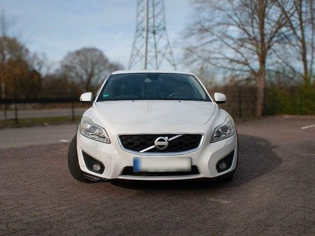 Gebraucht Volvo C30 114 PS (83 kW) 2012 Weiß Kleinwagen