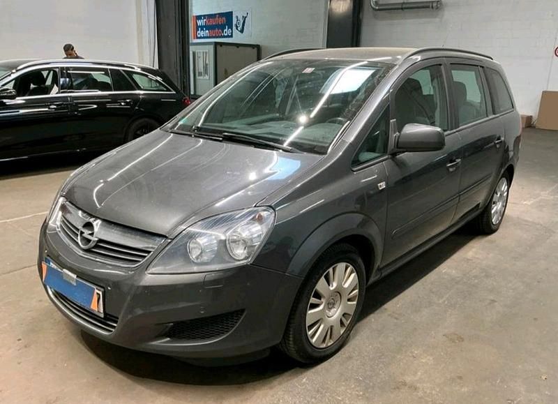 Gebraucht Opel Zafira 125 PS (91 kW) 2012 Braun Van / Kleinbus