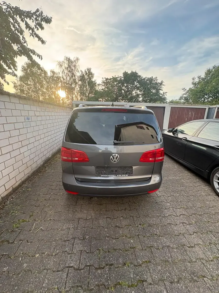 Gebraucht VW Touran 170 PS (125 kW) 2010 Grau Van / Kleinbus