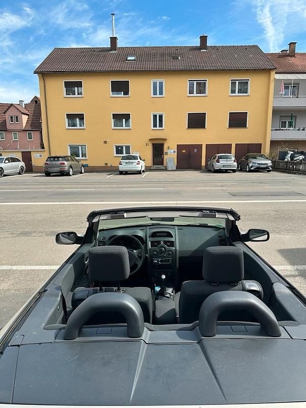 Gebraucht Renault Mégane Cabriolet 105 PS (77 kW) 2007 Braun Cabrio