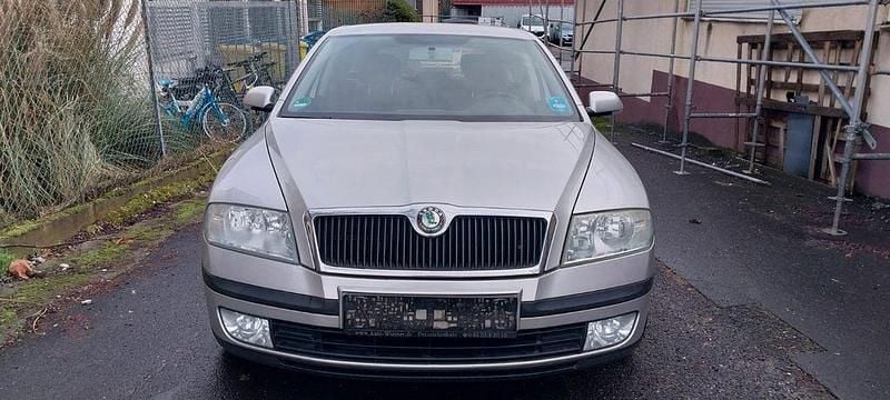 Gebraucht Skoda Octavia Ambiente 150 PS (110 kW) 2005 Silber Kombi