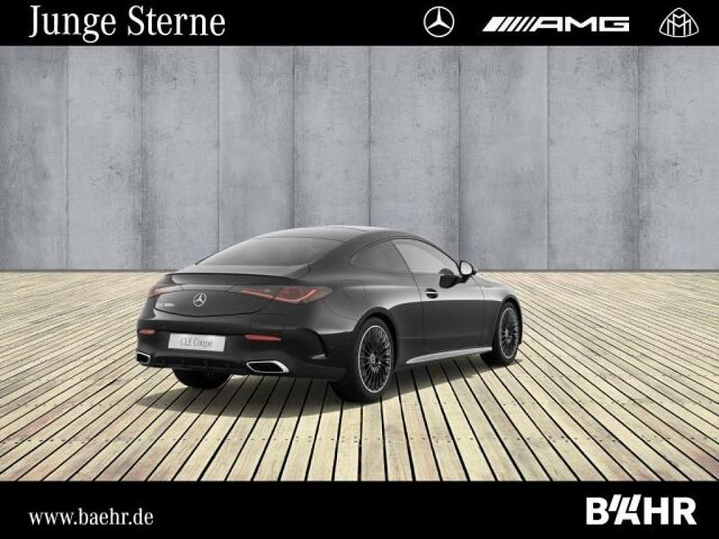 Gebraucht Mercedes E300 204 PS (150 kW) 2024 Lack obsidianschwarz (metallic) Coupé