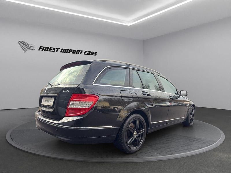 Gebraucht Mercedes C220 170 PS (125 kW) 2009 Schwarz Kombi