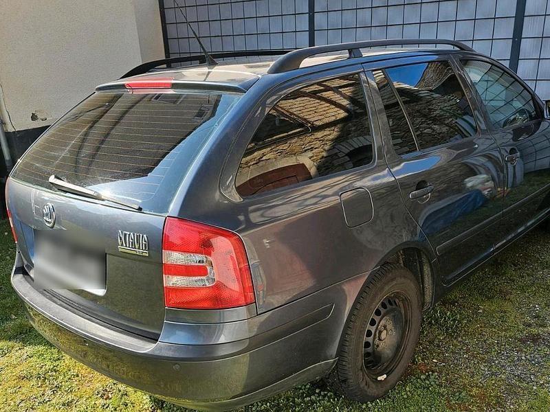 Gebraucht Skoda Octavia 116 PS (85 kW) 2006 Grau Kombi