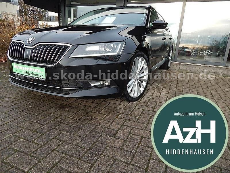 Schwarz Gebraucht 2017 Skoda Superb Style Kombi | 16.790 € (Fairer Preis) - Bild 1/4