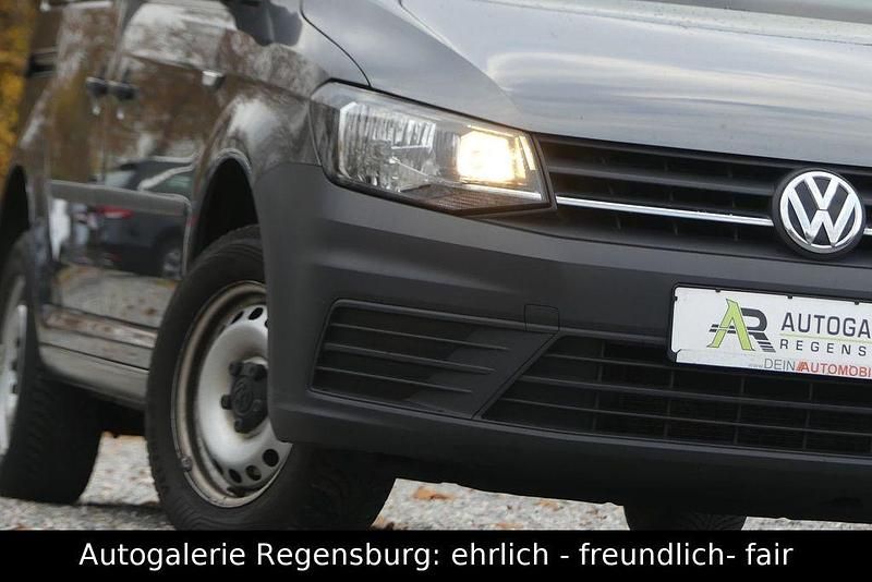 Grau Gebraucht 2015 VW Caddy Van / Kleinbus | 13.450 € (Fairer Preis) - Bild 1/4