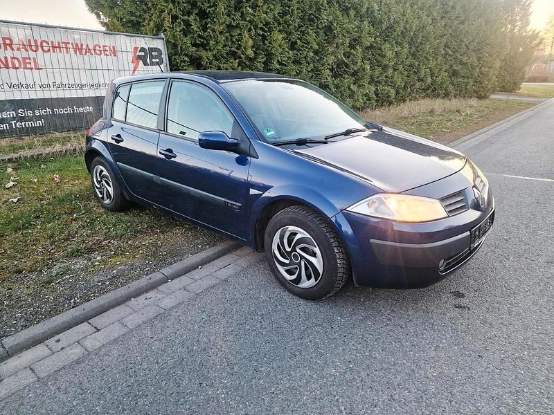 Gebraucht Renault Mégane II 90 PS (66 kW) 2003 Blau Kleinwagen